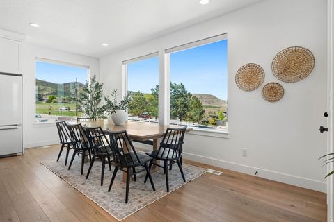 Tiny photo for 686 W EAGLECREST CIR, Elk Ridge, UT 84651 (MLS # 2150536)