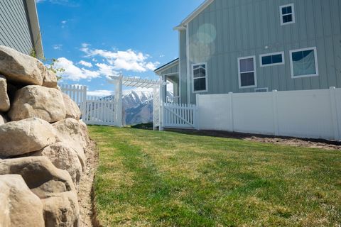 Tiny photo for 686 W EAGLECREST CIR, Elk Ridge, UT 84651 (MLS # 2150536)