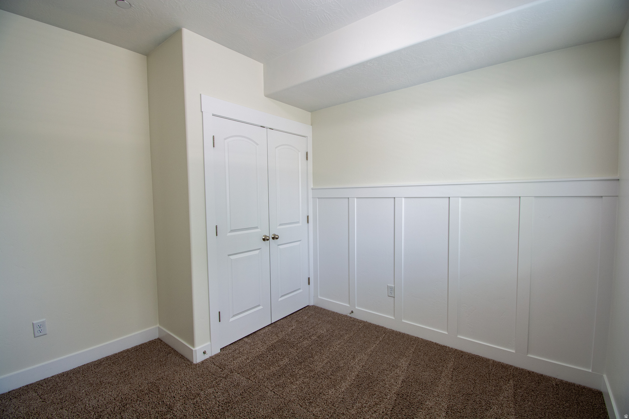 HILLCREST CONDOS - Residential