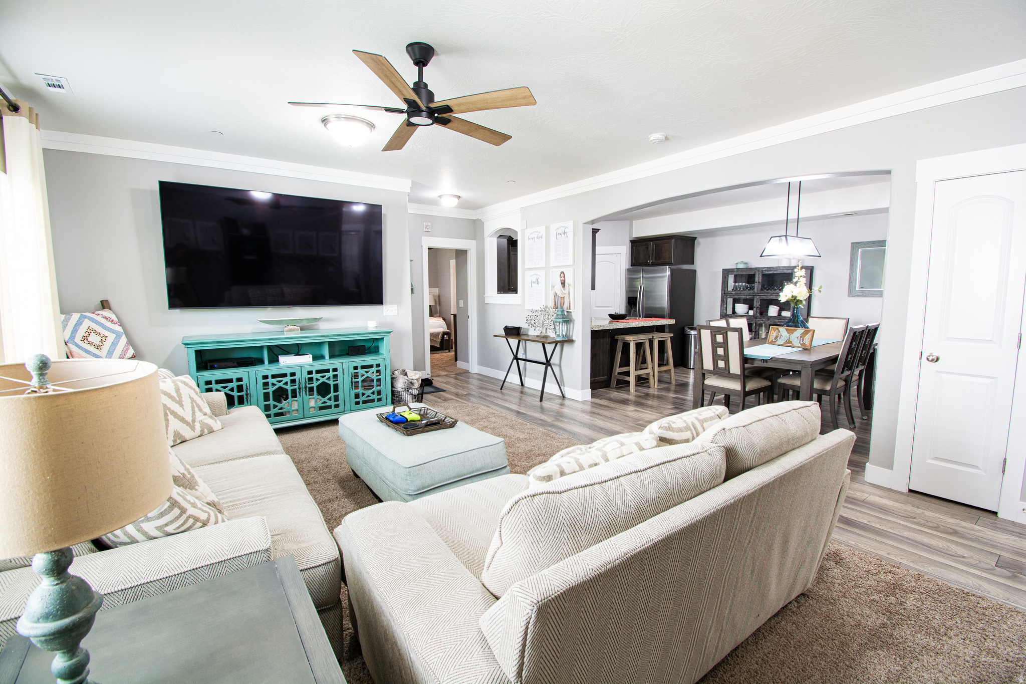 HILLCREST CONDOS - Residential