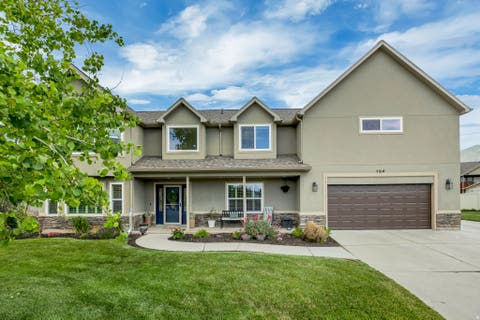 Homes For Sale - 184 N Farm Cv<br/> Farmington, UT 84025