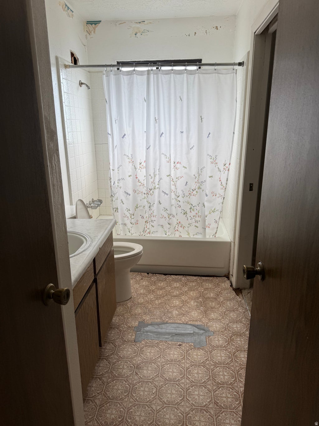 Photo of 5883 S BLUE IRON WAY W, Kearns, UT 84118 (MLS # 2185931)