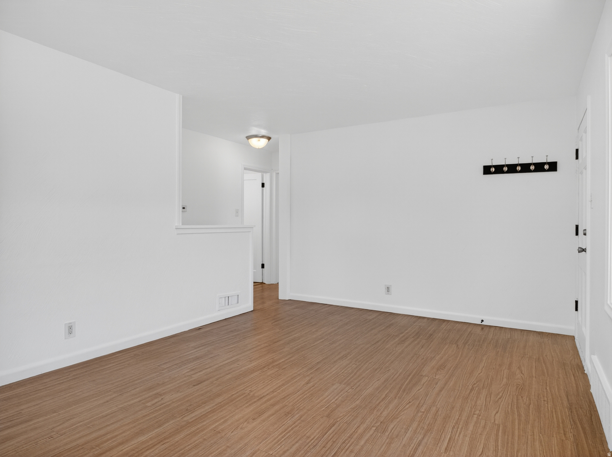 MEMMO GARDENS - Residential