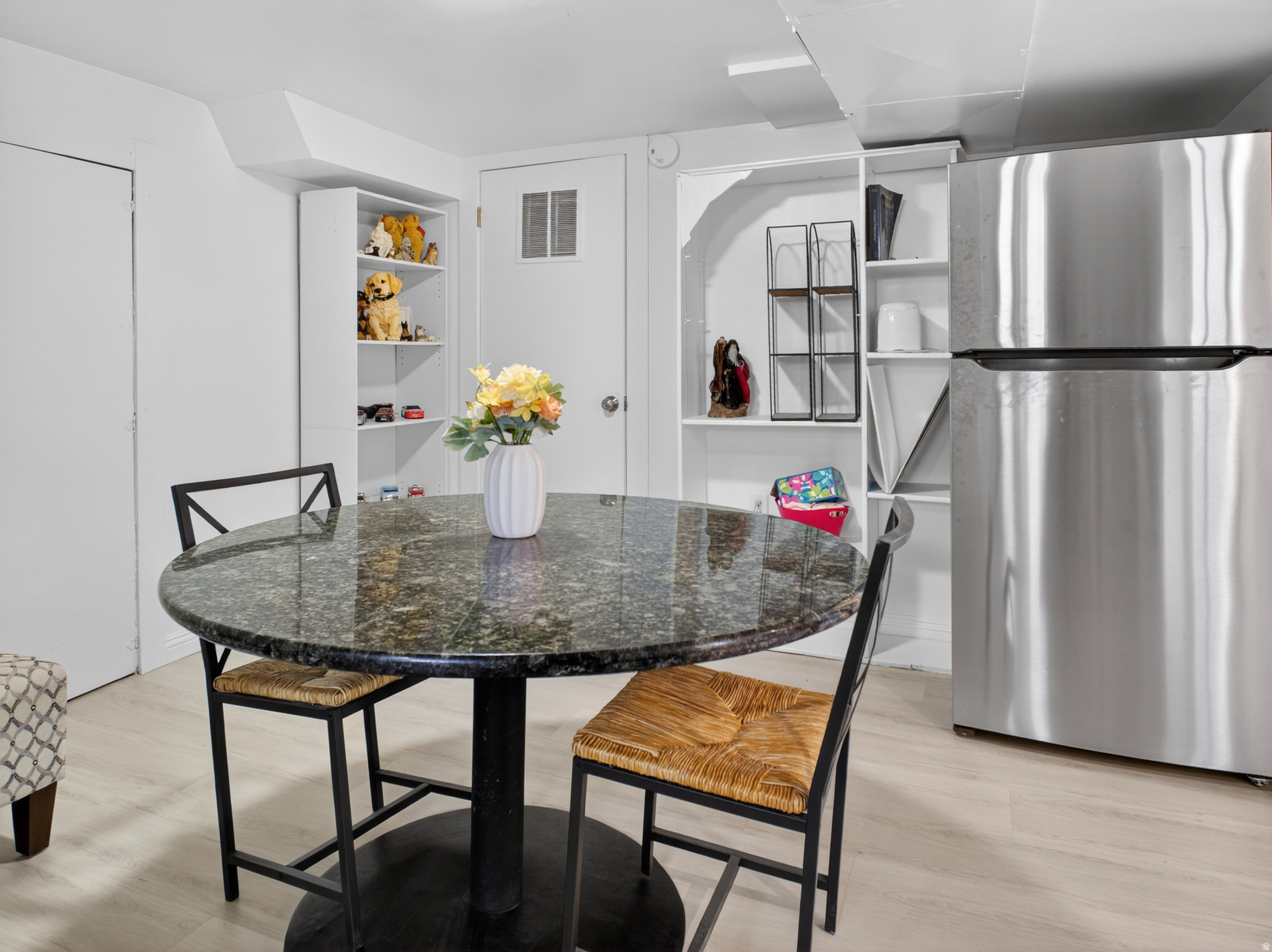 MEMMO GARDENS - Residential
