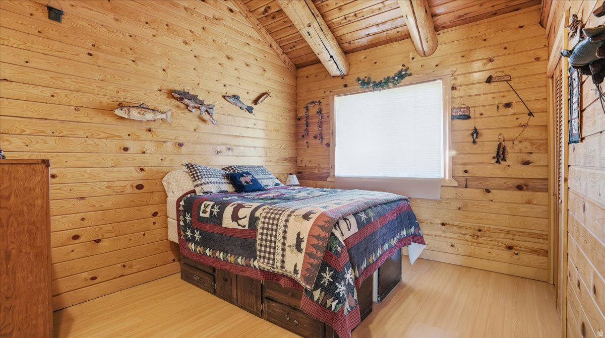 TIMBER LAKES - Residential