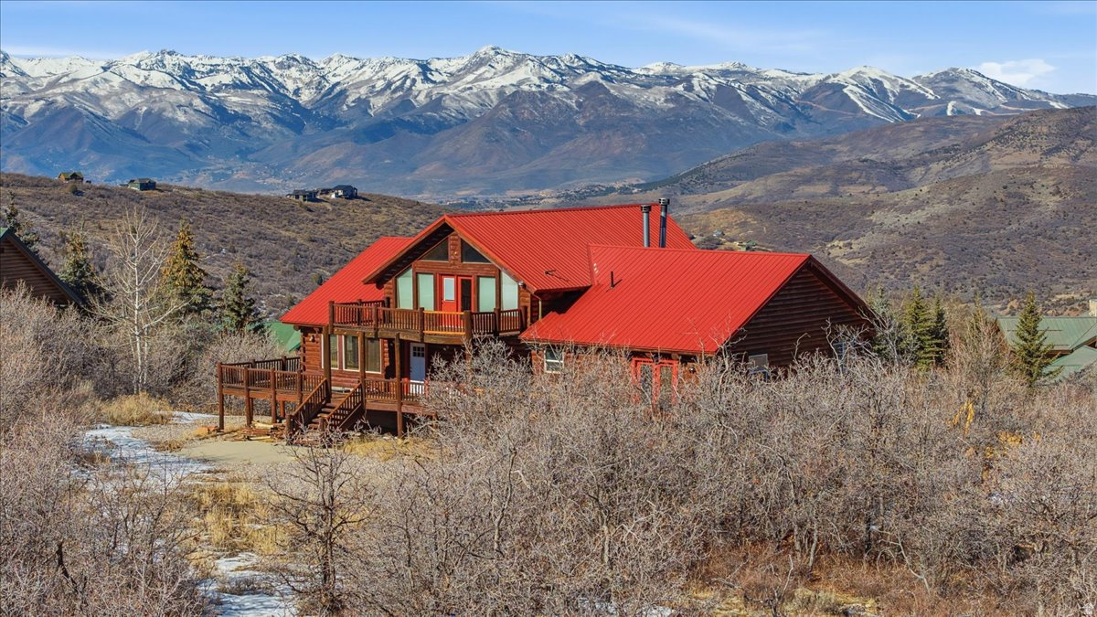 TIMBER LAKES - Residential