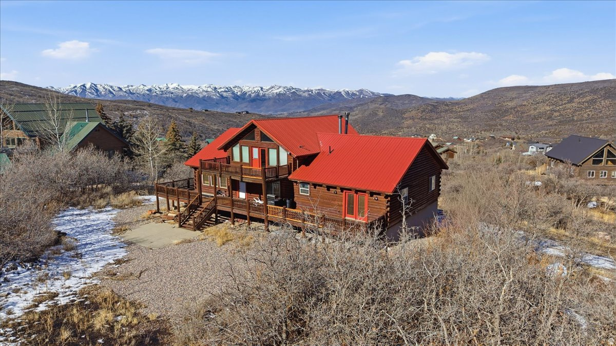 TIMBER LAKES - Residential