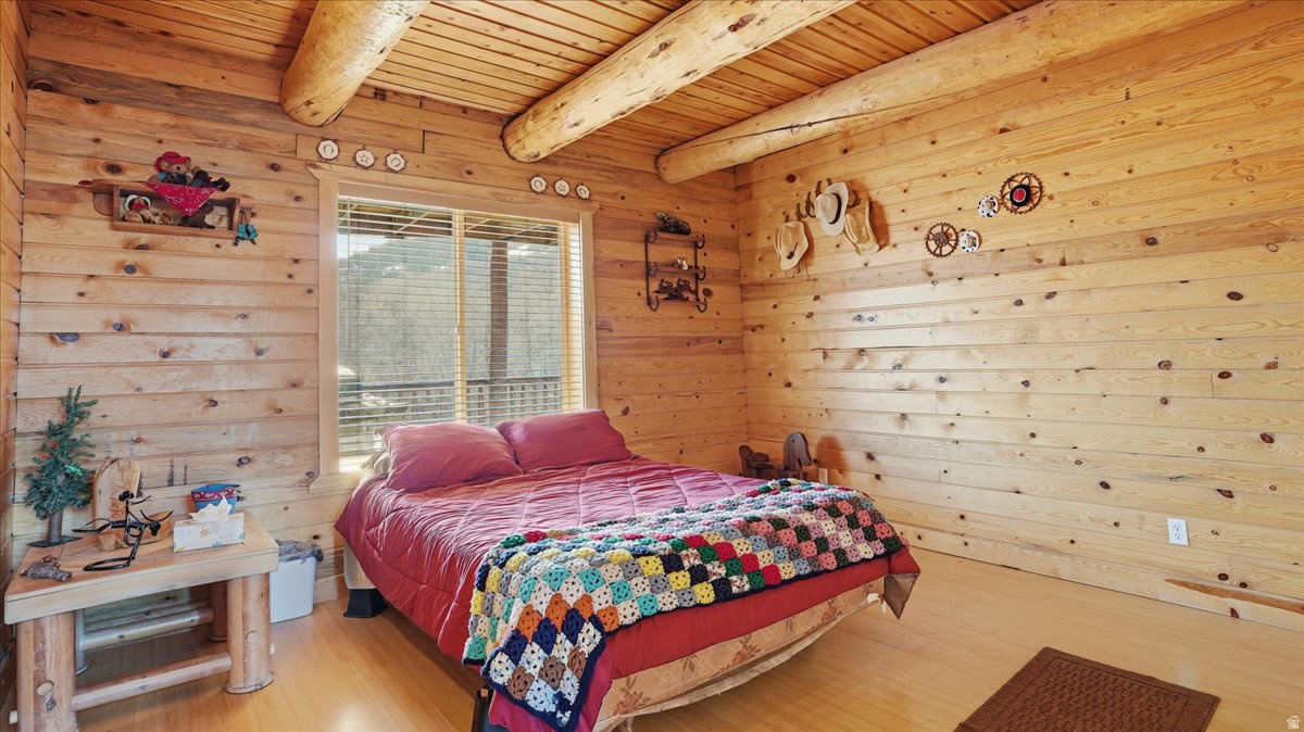 TIMBER LAKES - Residential