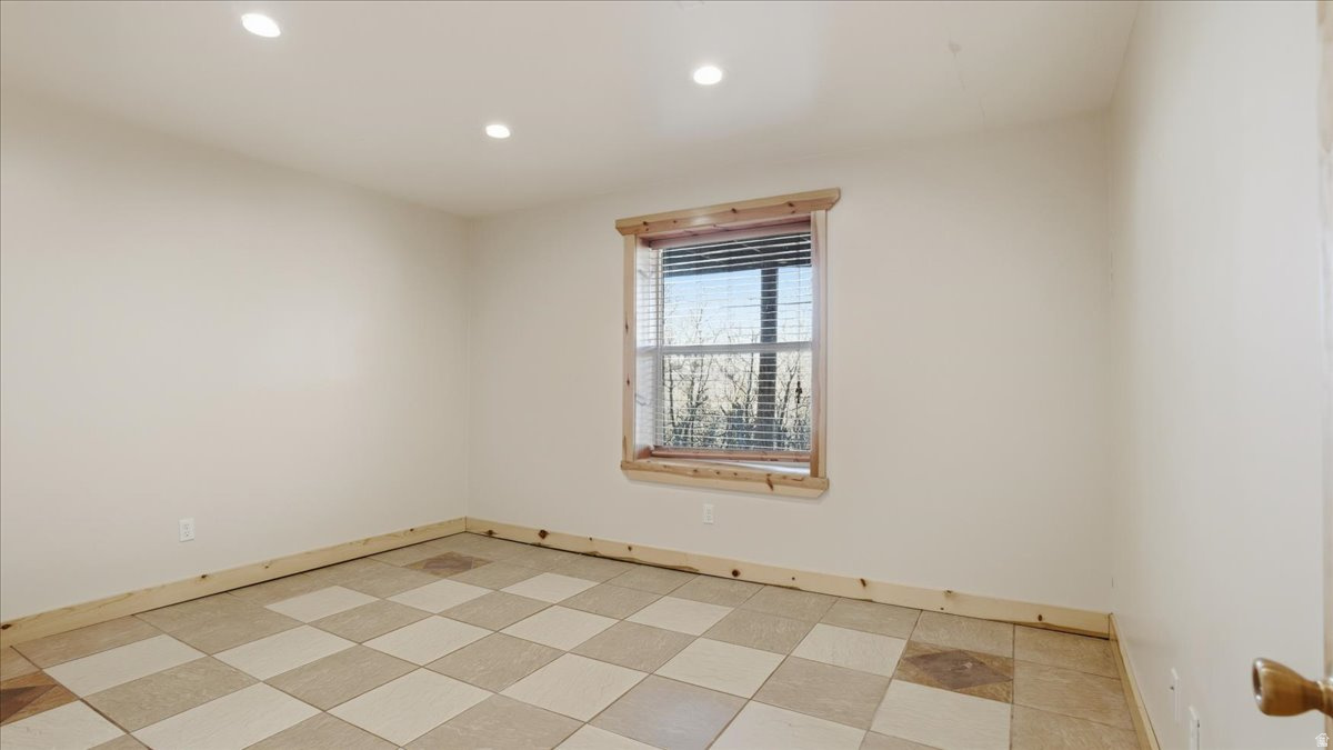 TIMBER LAKES - Residential