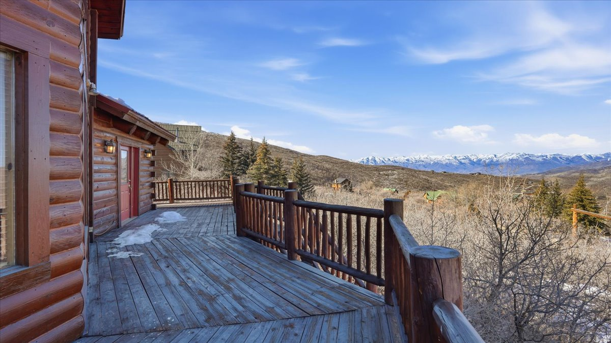 TIMBER LAKES - Residential