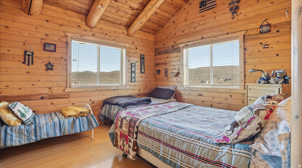 TIMBER LAKES - Residential