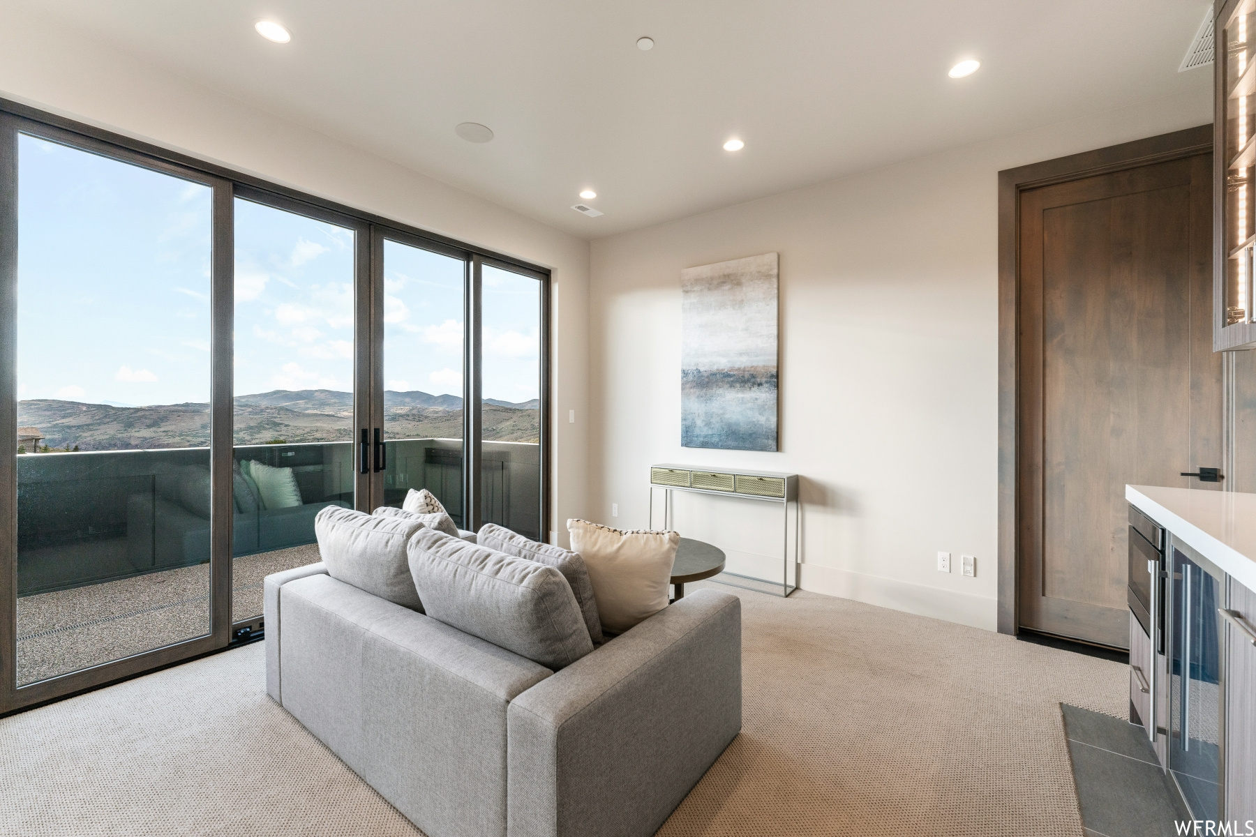 Kamas, Utah 84036, United States, 6 Bedrooms Bedrooms, ,6 BathroomsBathrooms,Residential,Pending,74556