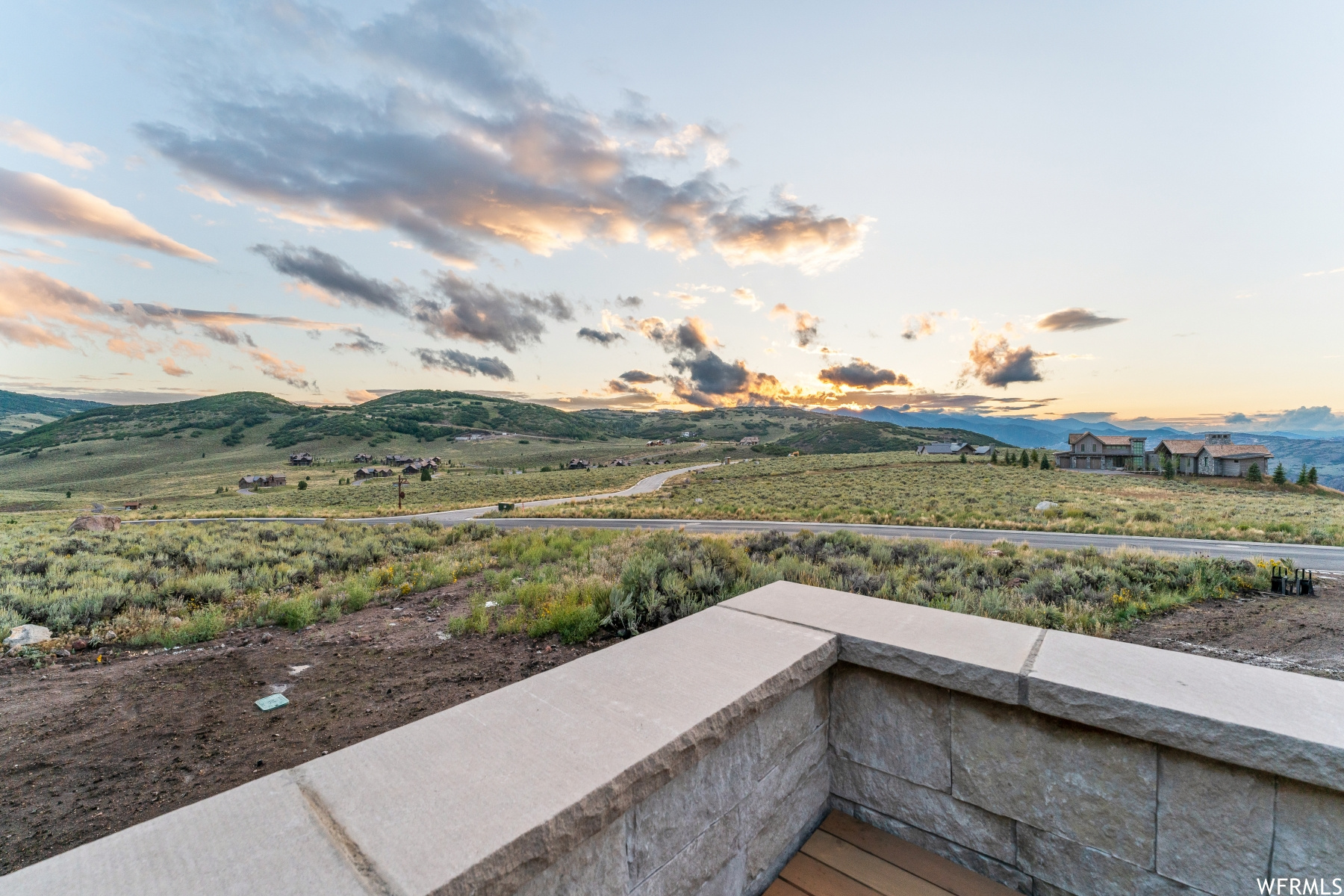 Kamas, Utah 84036, United States, 6 Bedrooms Bedrooms, ,6 BathroomsBathrooms,Residential,Pending,74556