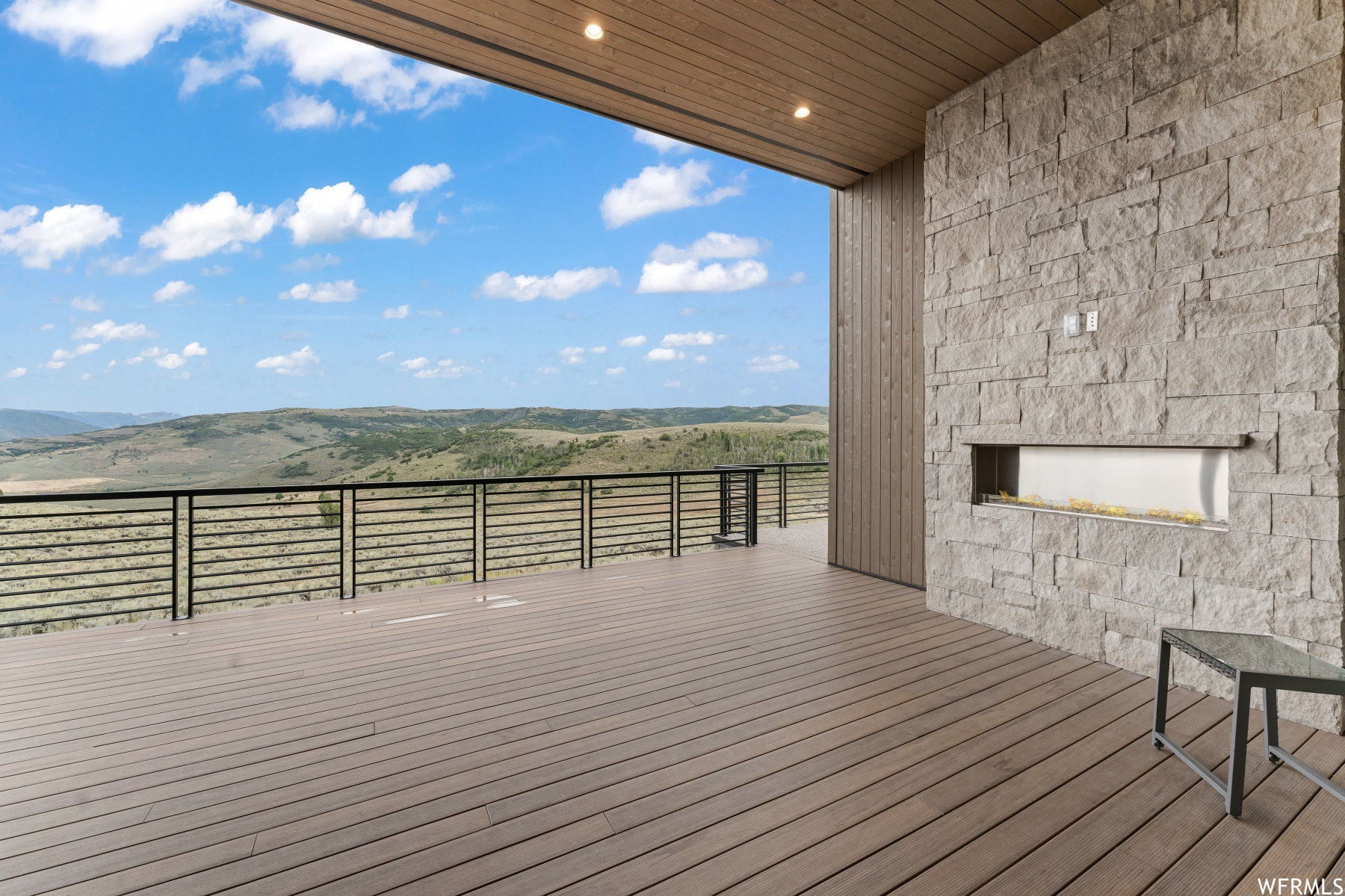 Kamas, Utah 84036, United States, 6 Bedrooms Bedrooms, ,6 BathroomsBathrooms,Residential,Pending,74556