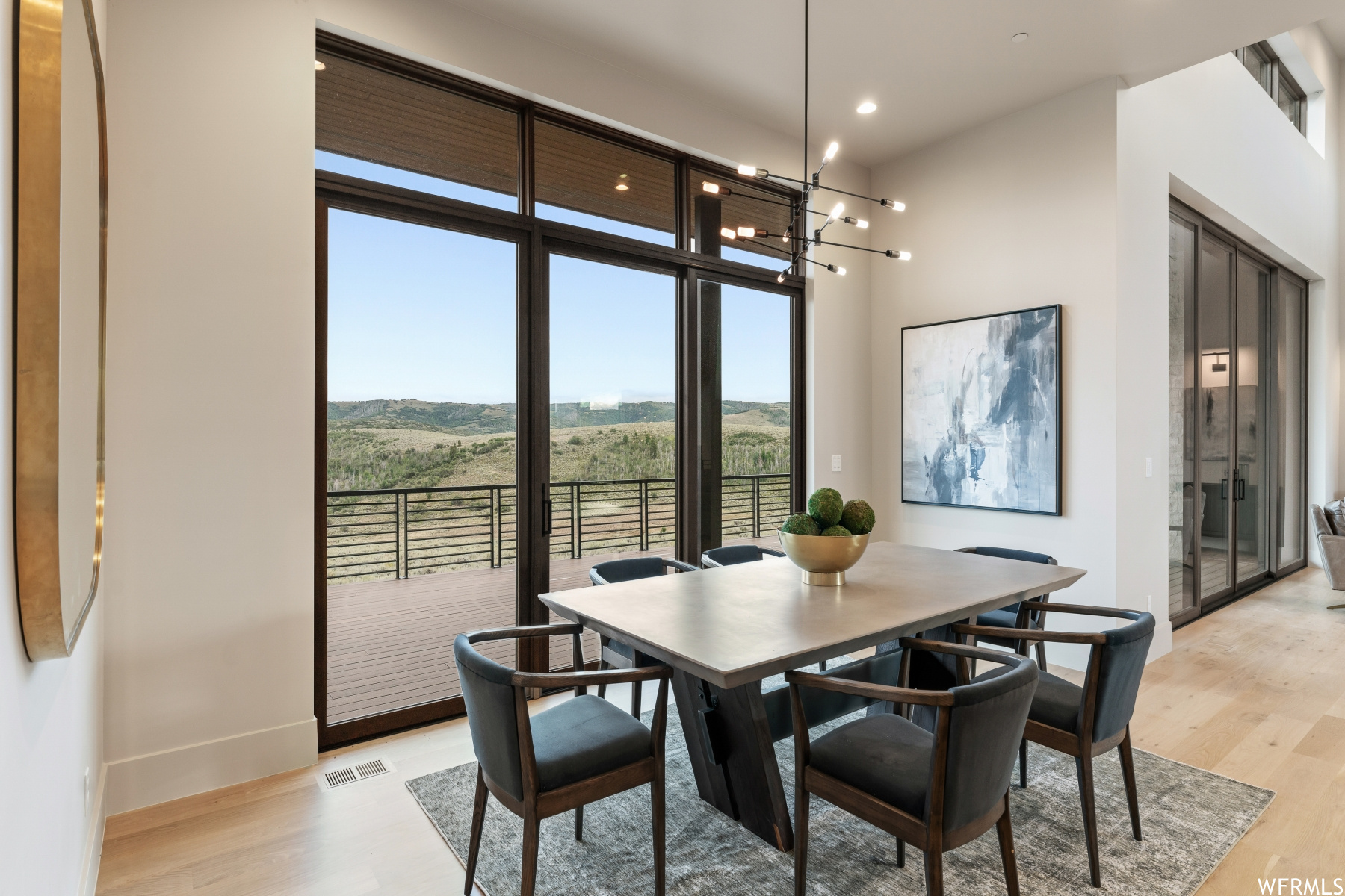 Kamas, Utah 84036, United States, 6 Bedrooms Bedrooms, ,6 BathroomsBathrooms,Residential,Pending,74556