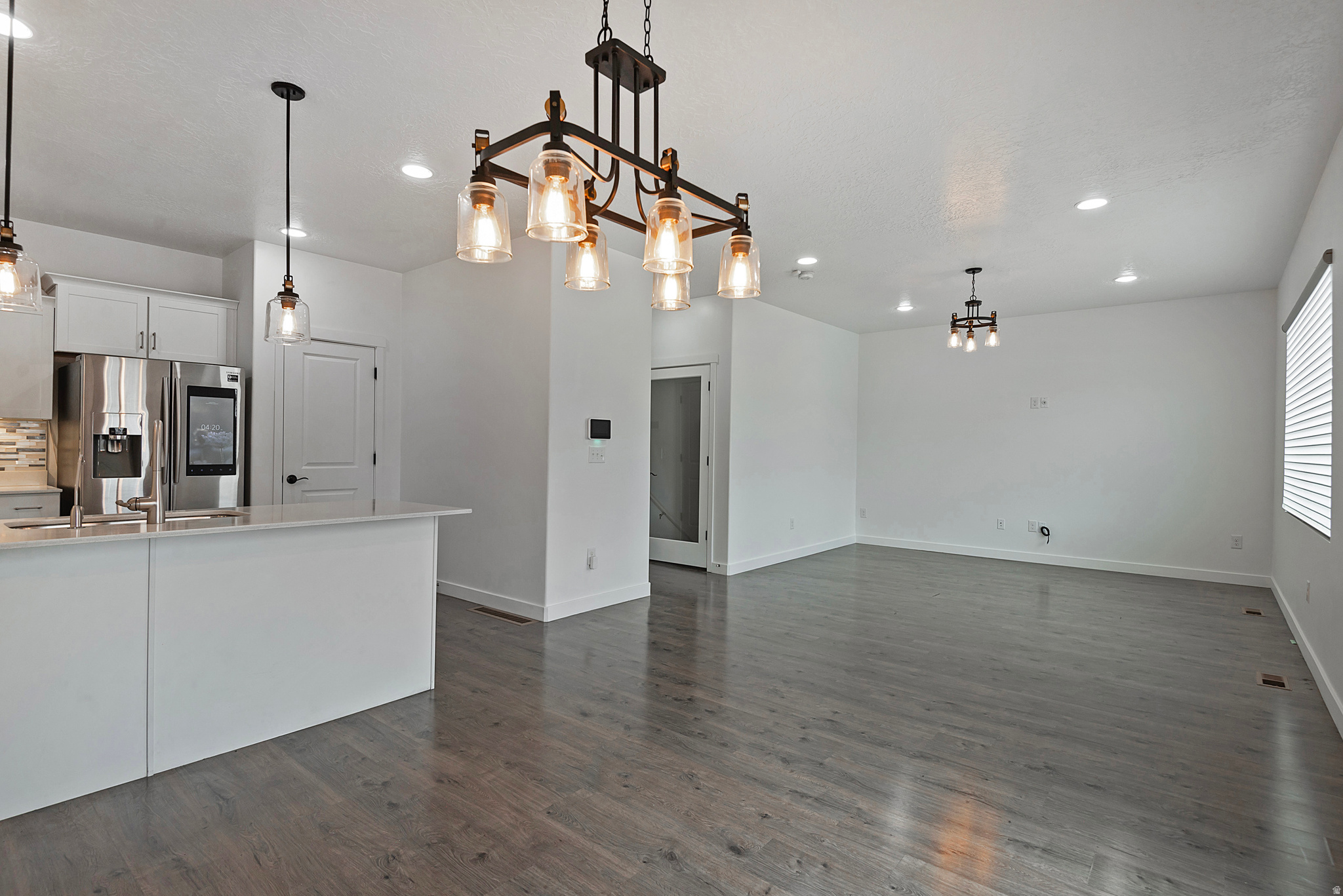 SOUTH HILLS - Residential