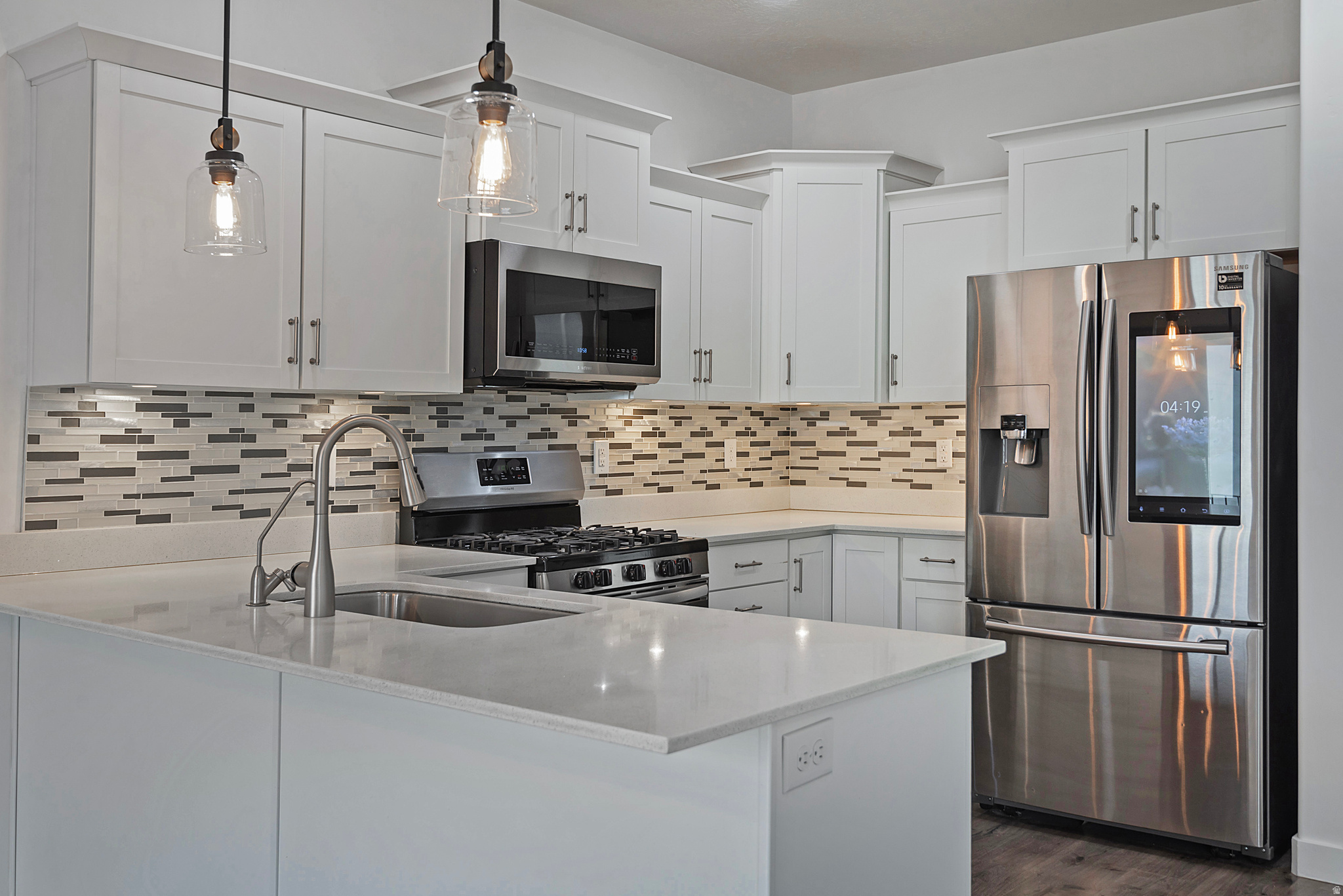 SOUTH HILLS - Residential