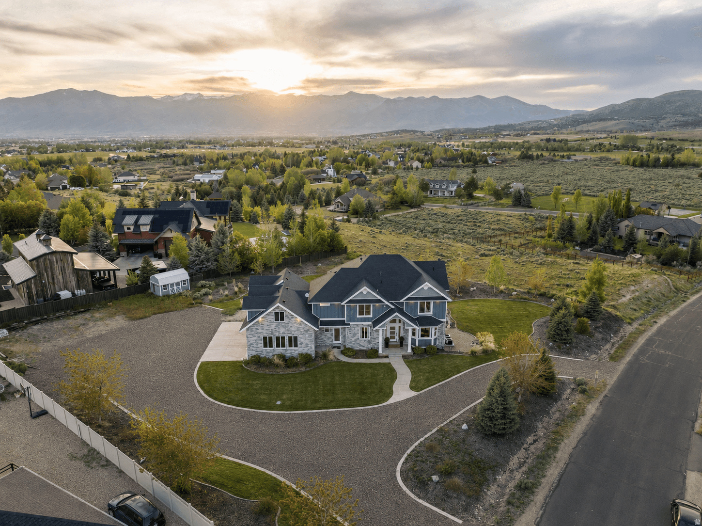 LAKE CREEK FARMS - Residential