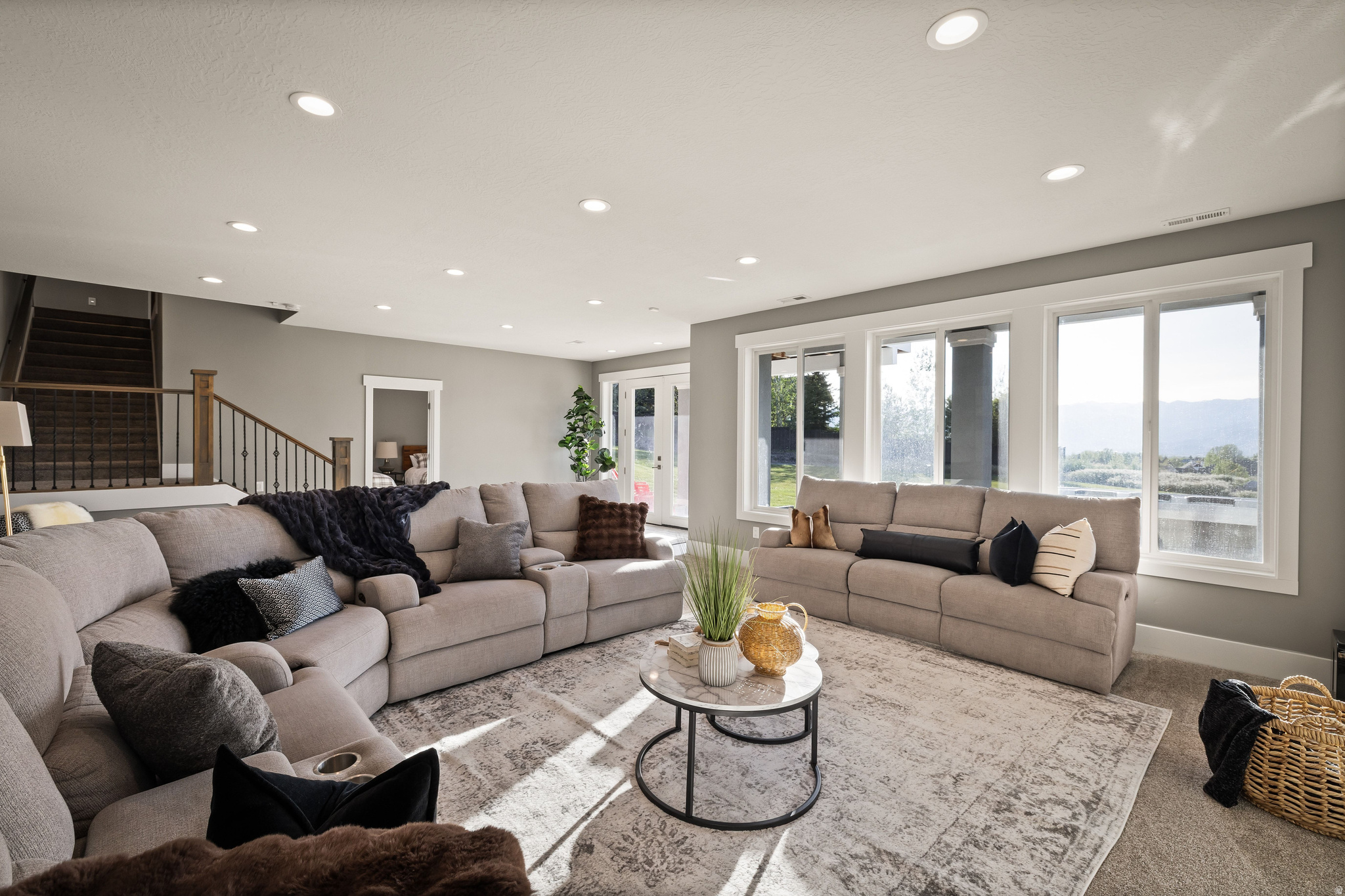 LAKE CREEK FARMS - Residential