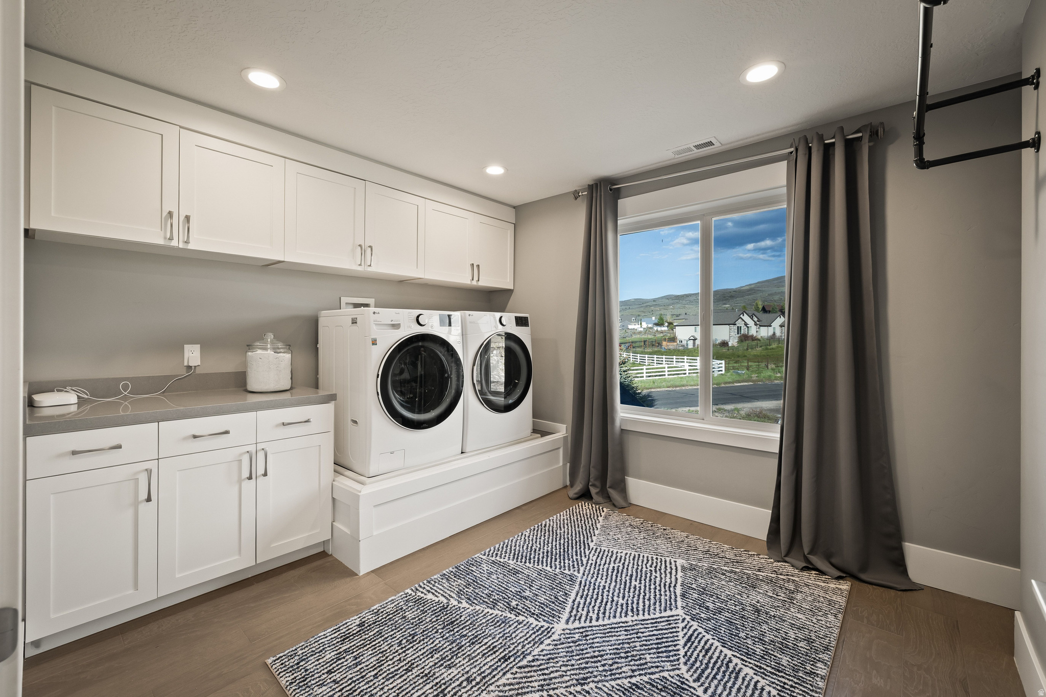 LAKE CREEK FARMS - Residential