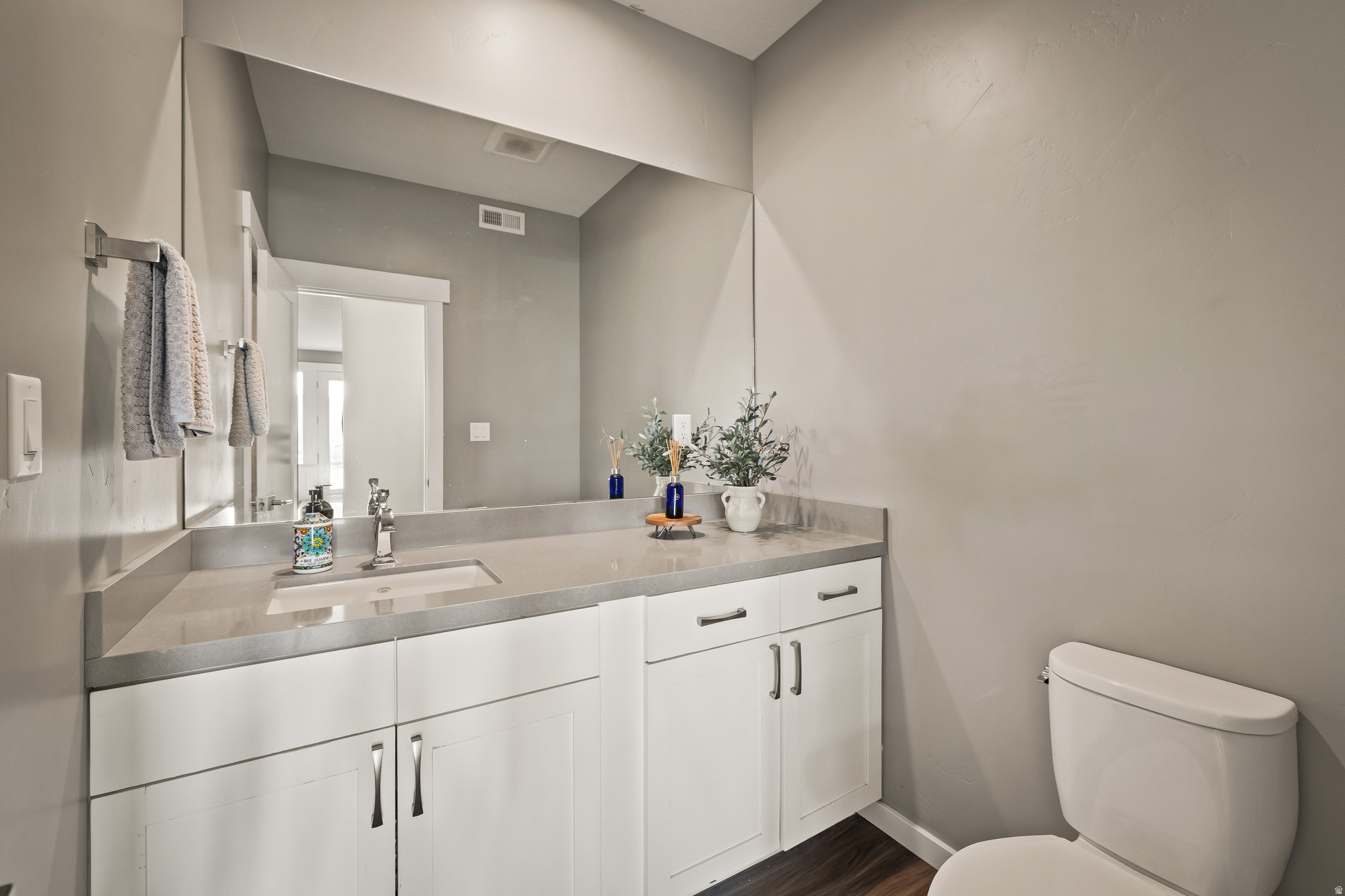 LAKE CREEK FARMS - Residential