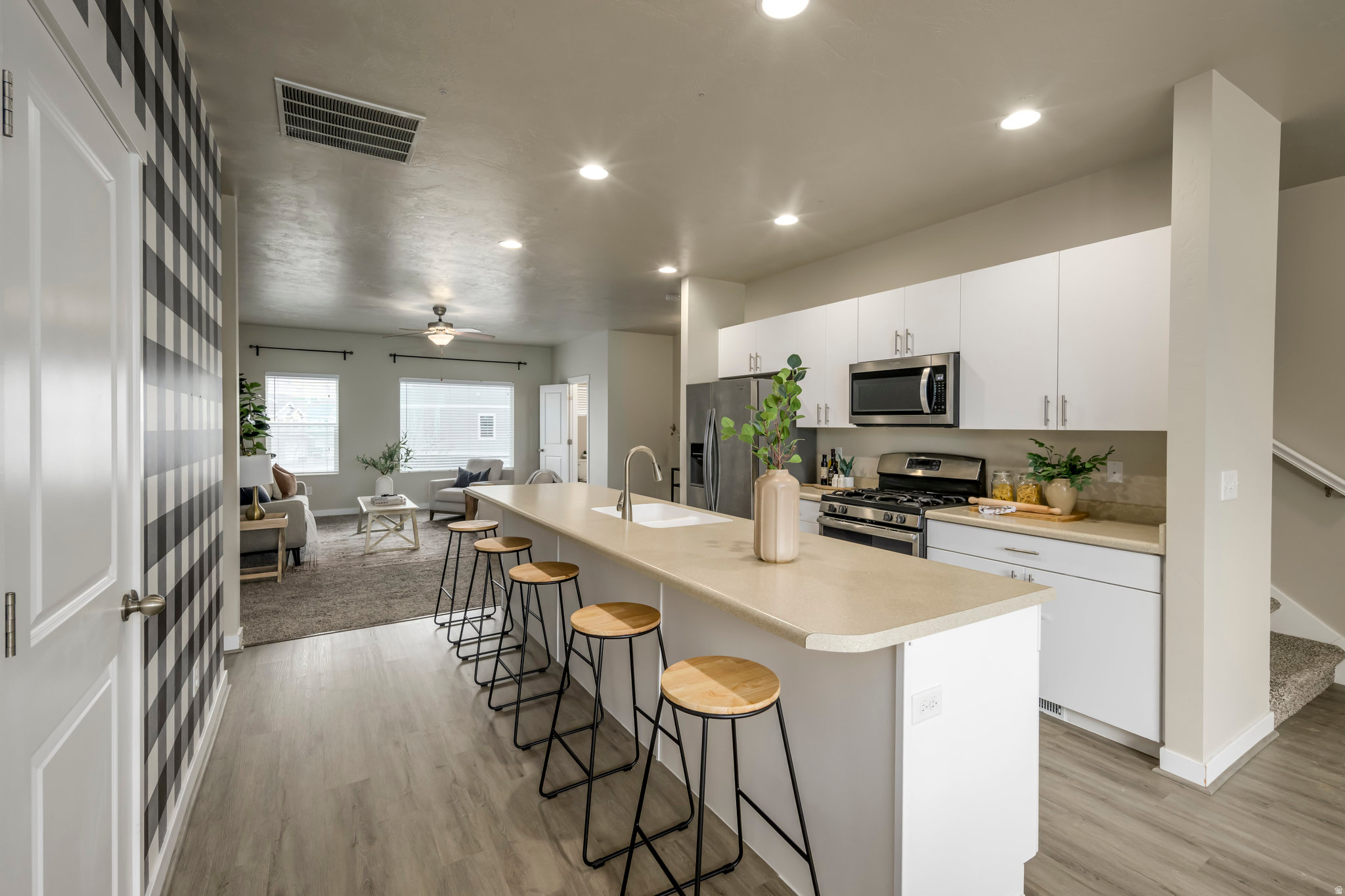 THE COMMONS AMENDED - Residential