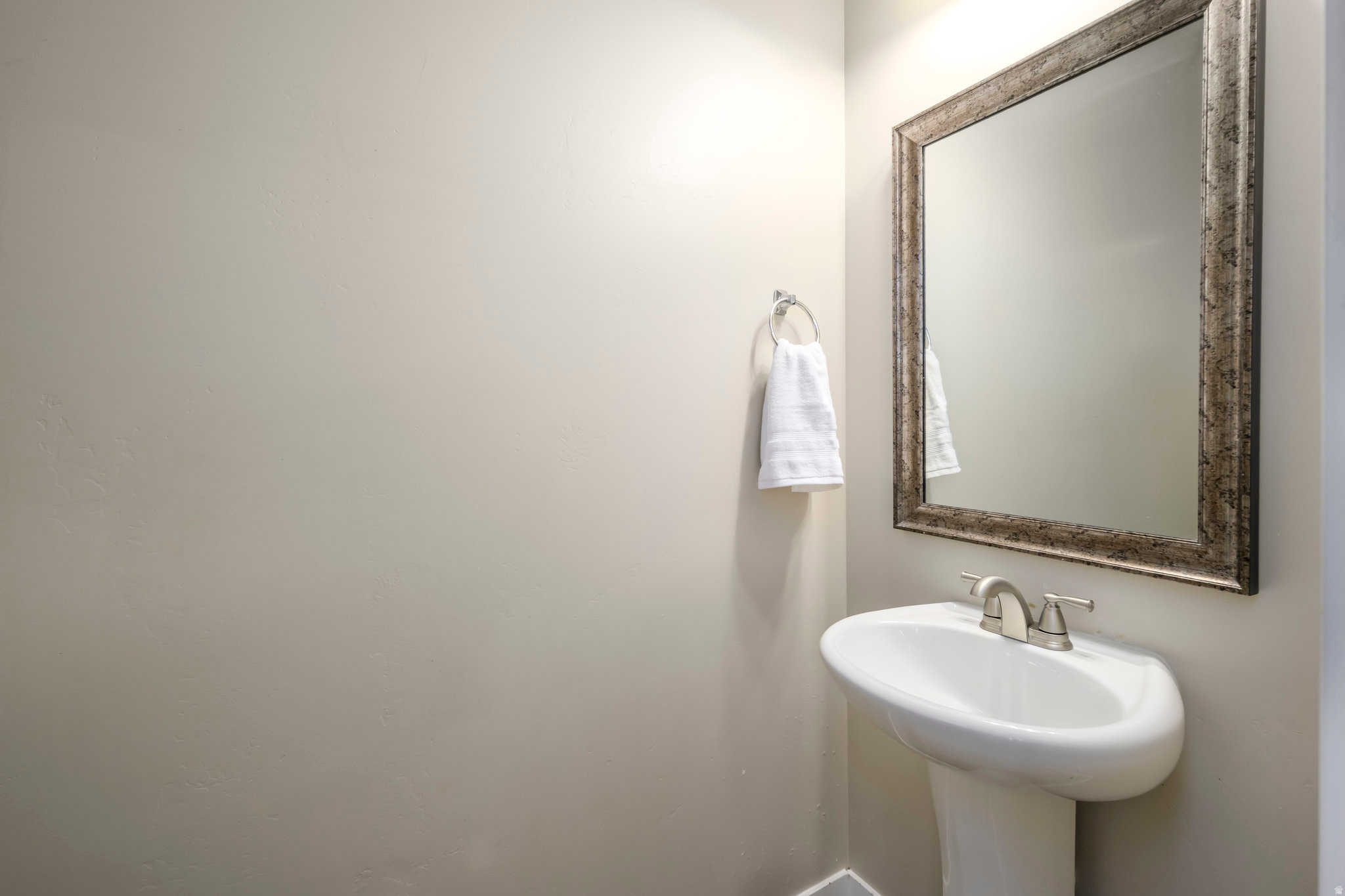 THE COMMONS AMENDED - Residential