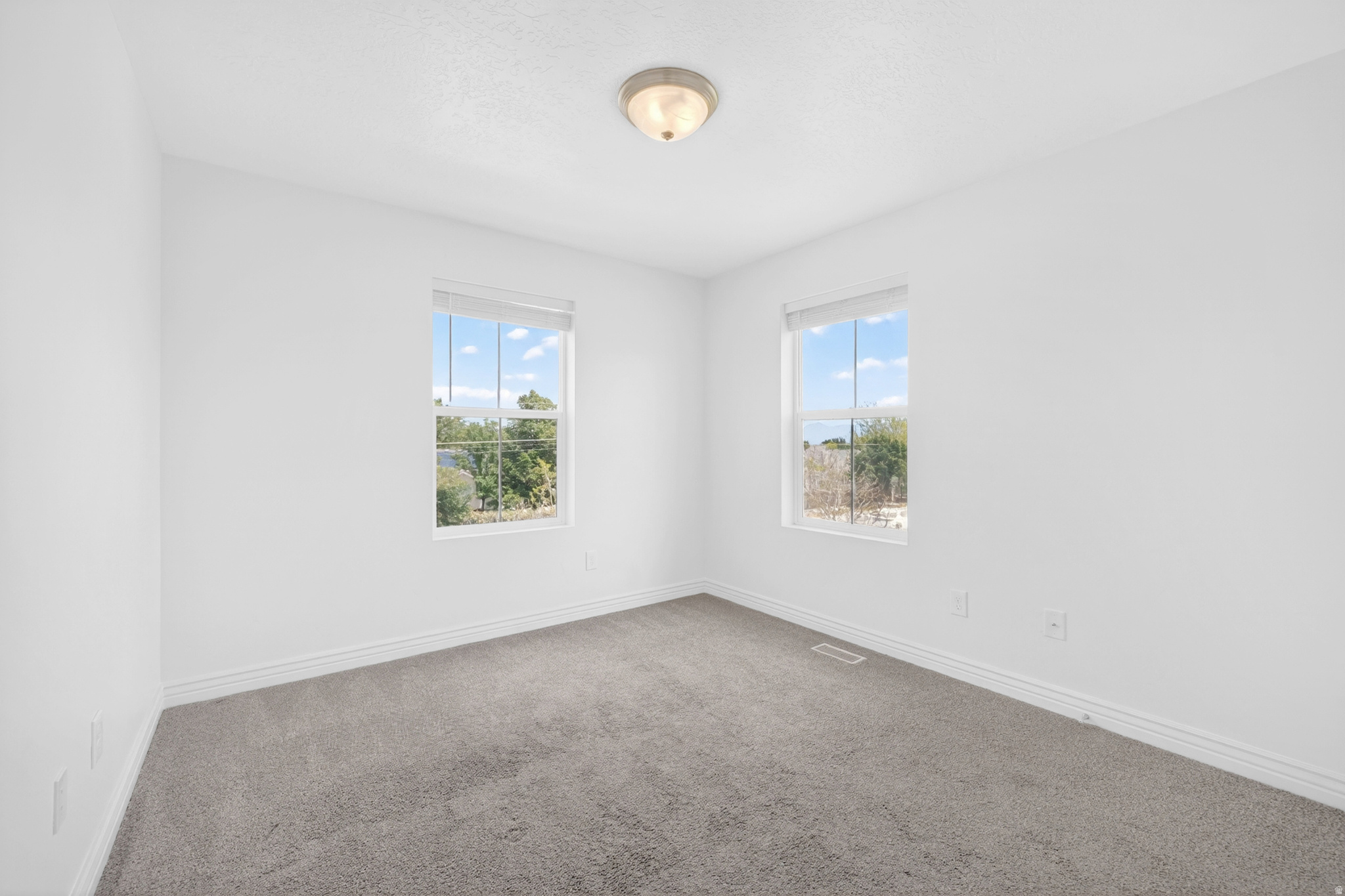 KENNECOTT - Residential