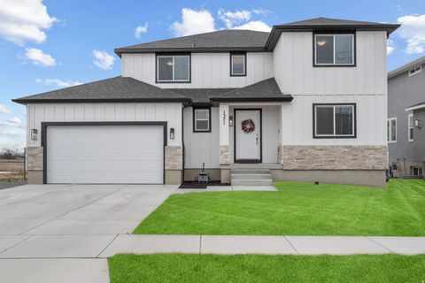 Photo of 1371 W 950 S #7, Lehi, UT 84043 (MLS # 2156047)