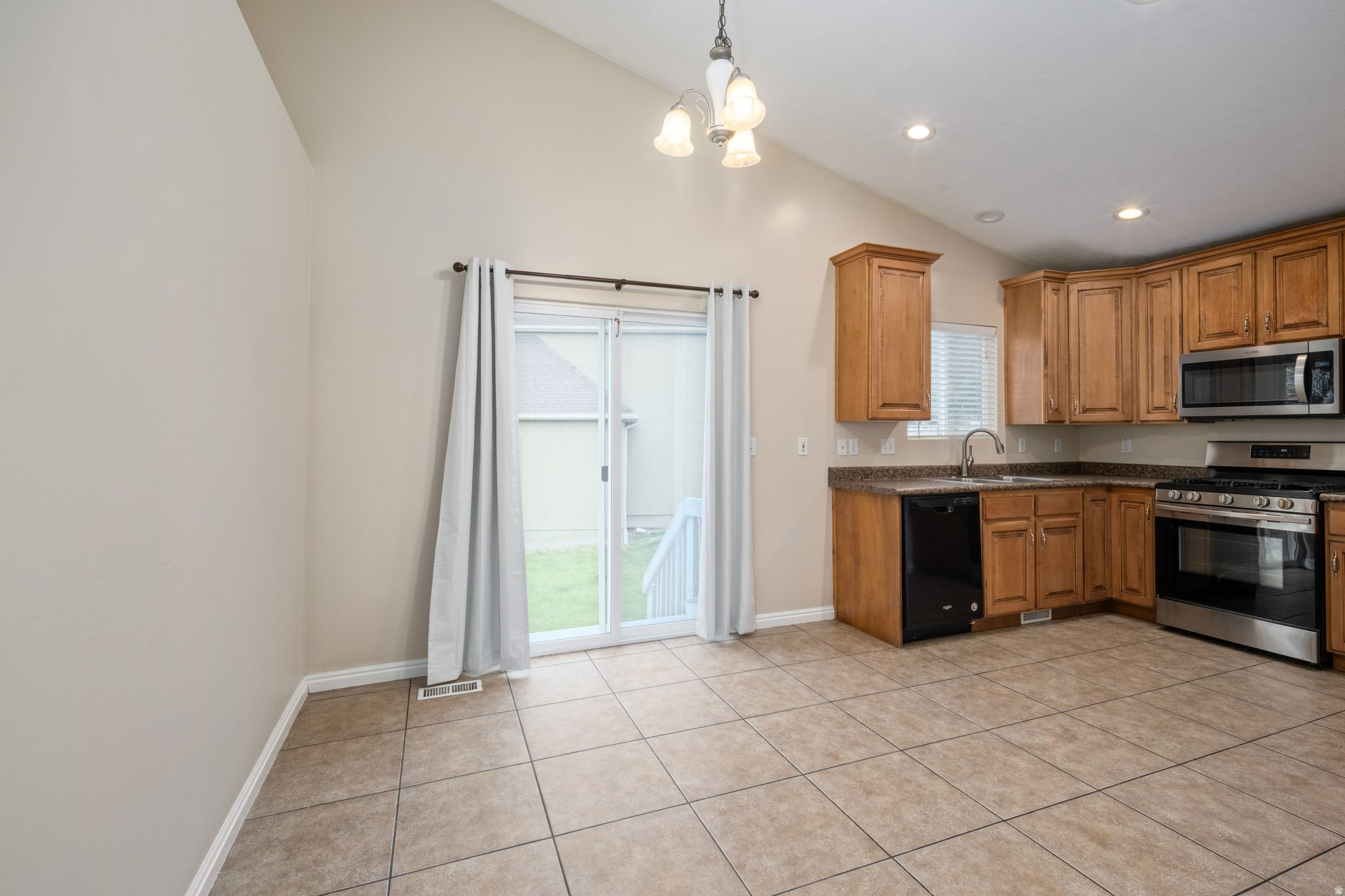 APPLE GROVE PUD PHASE 6 - Residential