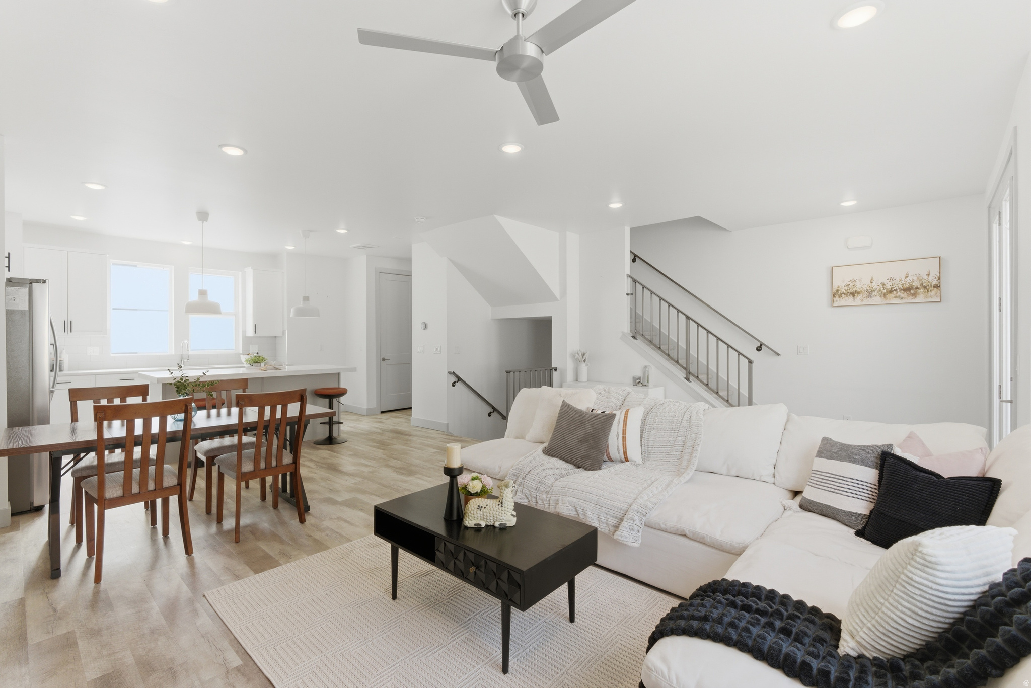 HIGHLAND PARK VILLAGE – DAYBREAK - Residential