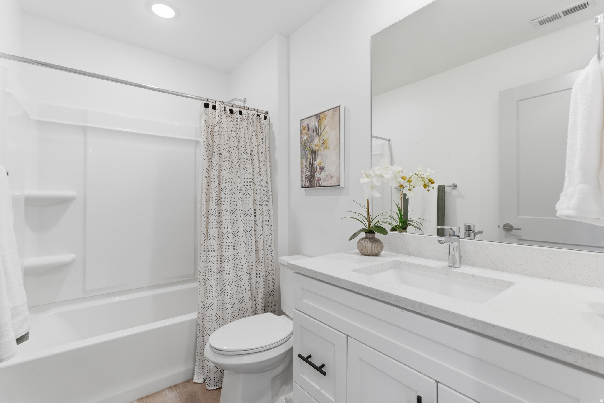 HIGHLAND PARK VILLAGE – DAYBREAK - Residential