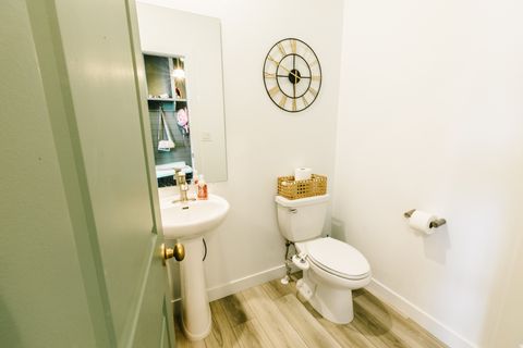 Tiny photo for 831 W ROCK RIDGE DR S, Mapleton, UT 84664 (MLS # 2137237)