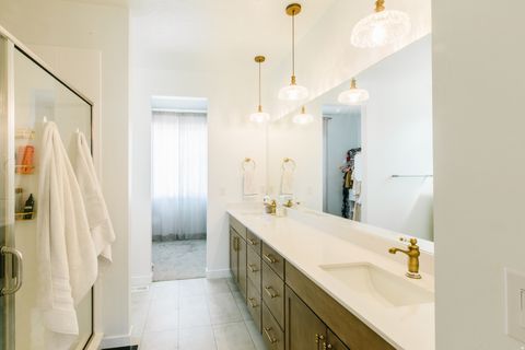 Tiny photo for 831 W ROCK RIDGE DR S, Mapleton, UT 84664 (MLS # 2137237)