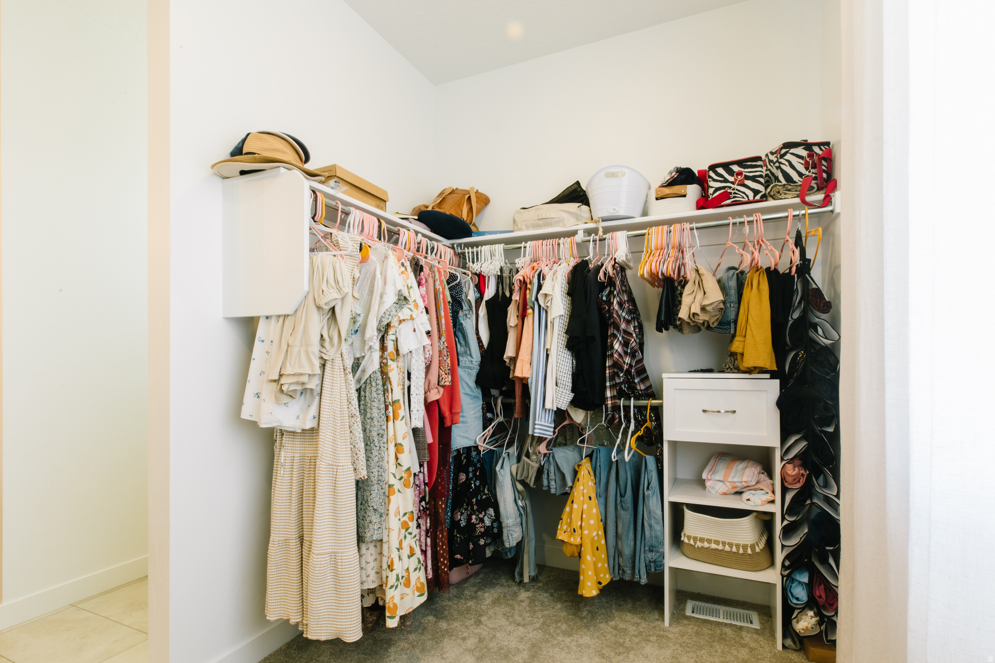 MAPLETON HEIGHTS - Residential