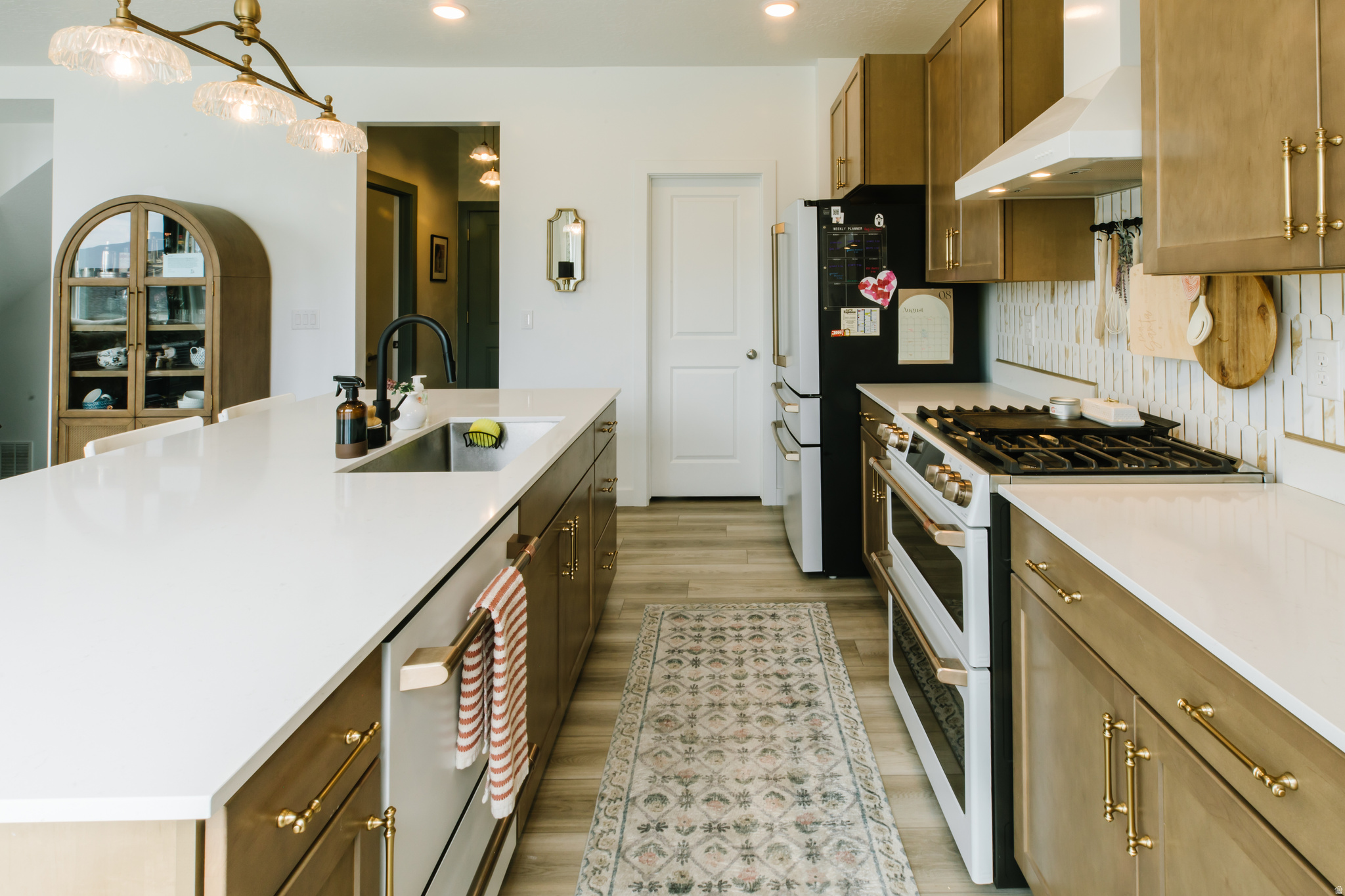 MAPLETON HEIGHTS - Residential