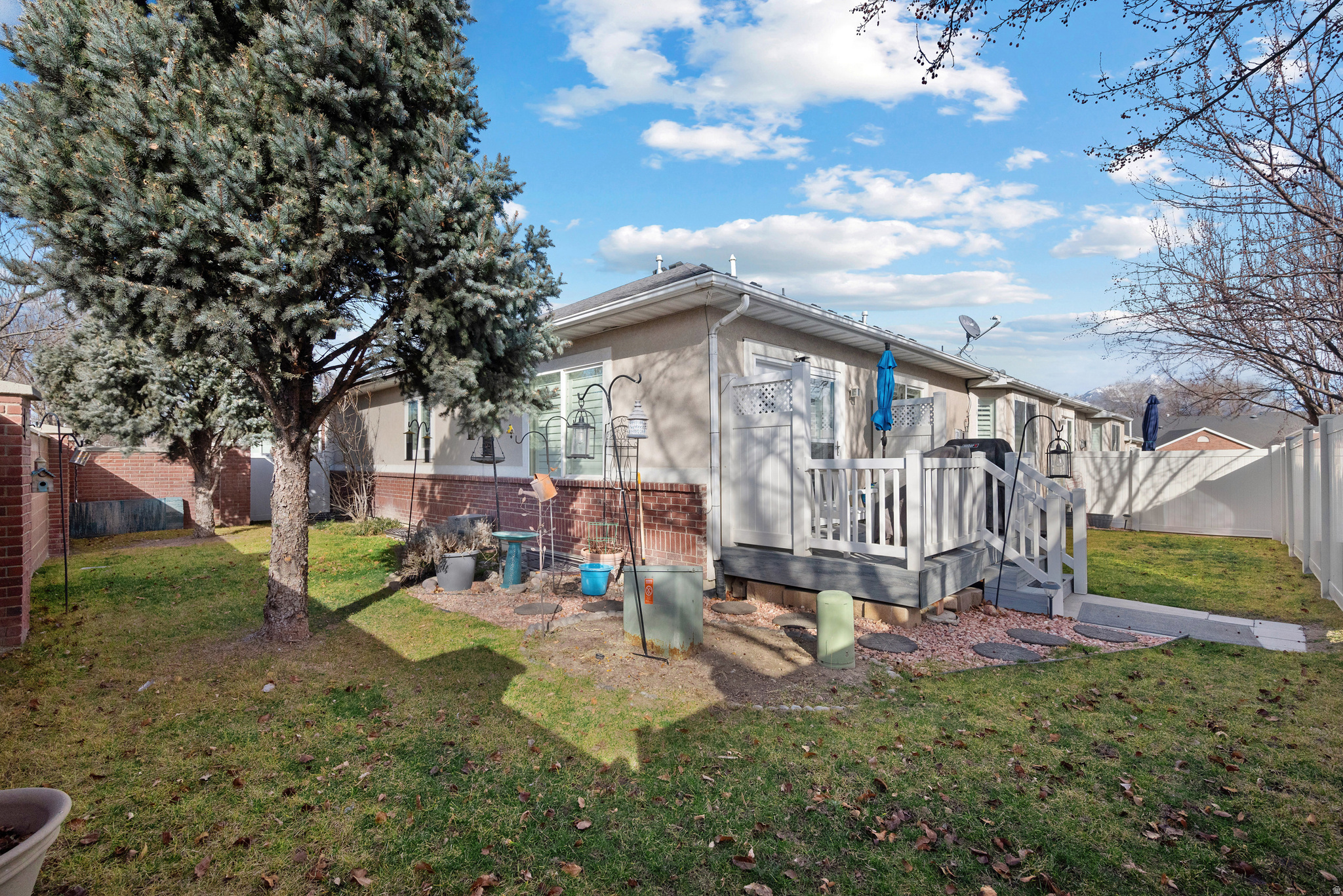 COTTAGES AT TEMPLE - Residential