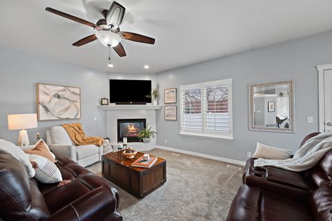 Tiny photo for 1693 W PEACEFUL VIEW WAY Way W, South Jordan, UT 84095 (MLS # 2137775)