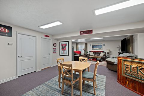 Tiny photo for 1693 W PEACEFUL VIEW WAY Way W, South Jordan, UT 84095 (MLS # 2137775)