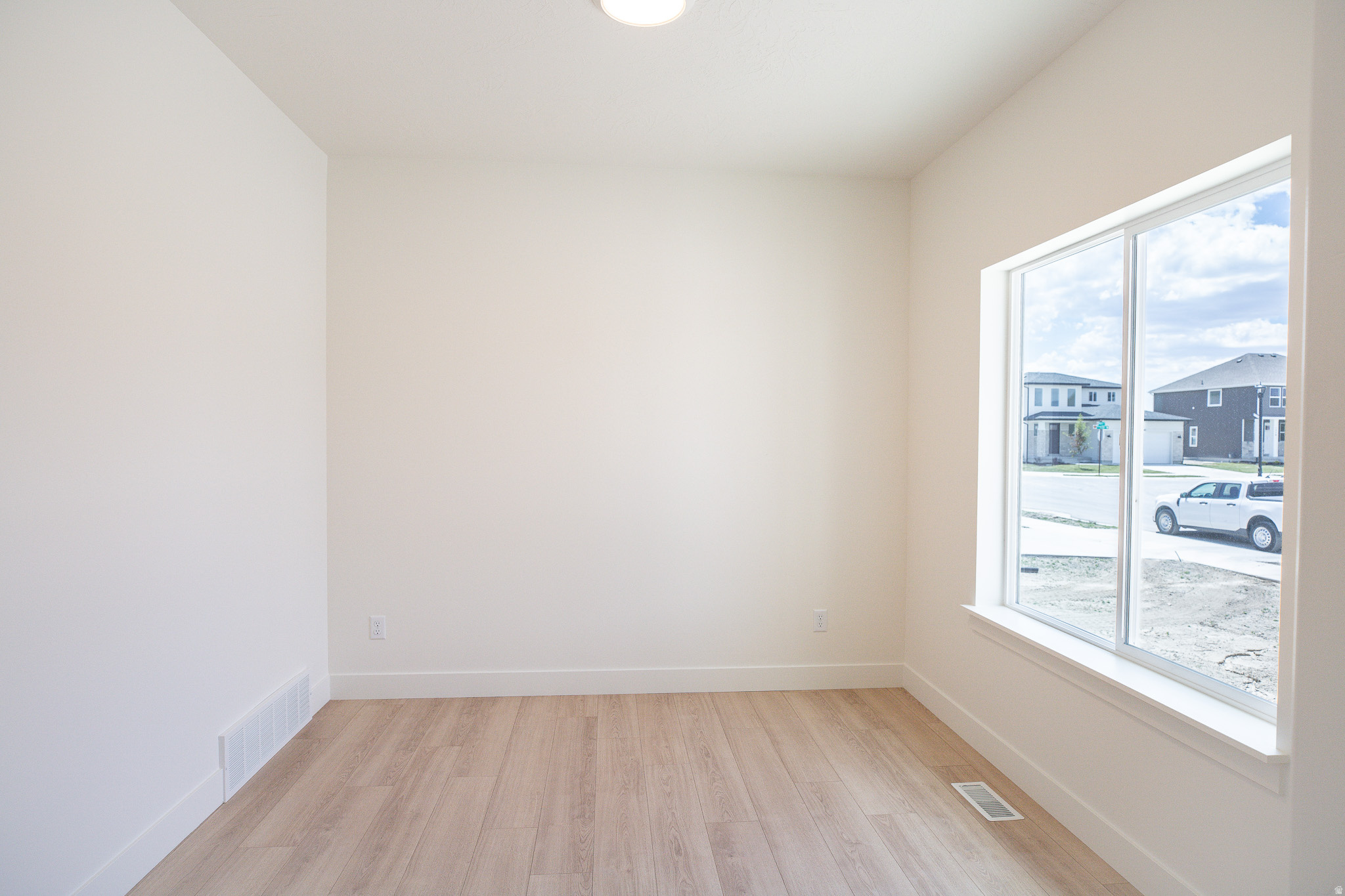 PARKWAY FIELDS SINGLES 2 - Residential