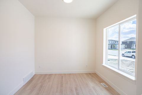 Tiny photo for 2800 N CHOKECHERRY DRIVE LOT Dr #7042, Eagle Mountain, UT 84005 (MLS # 2159523)