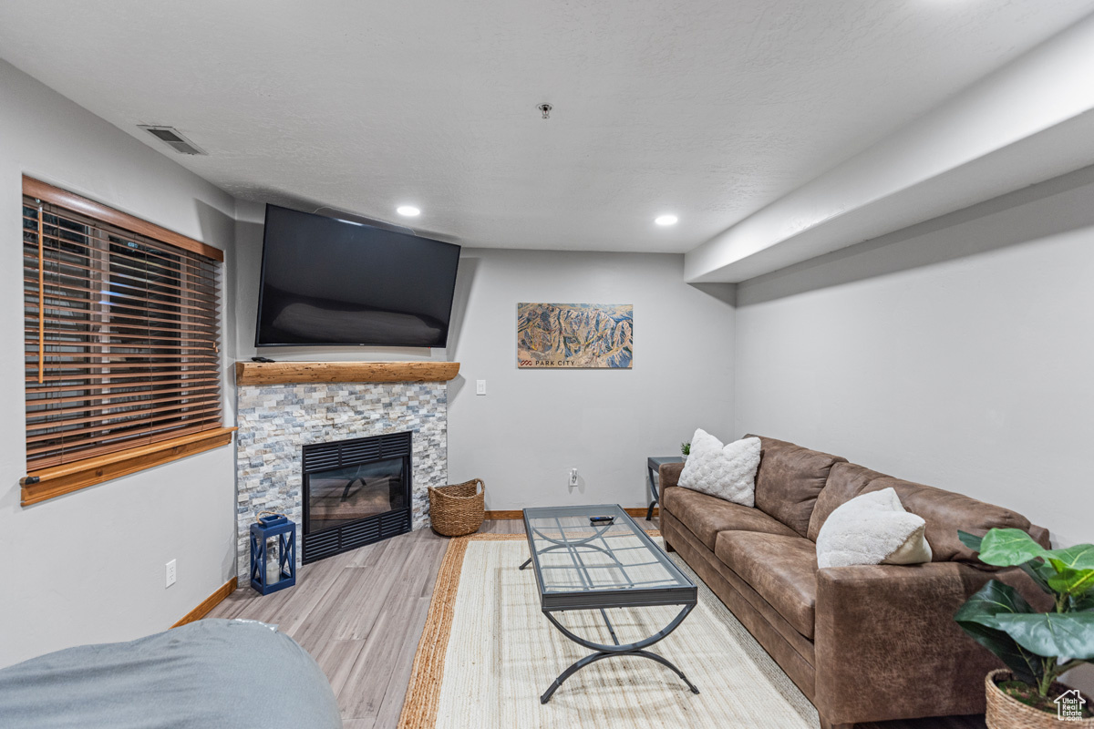 BEAR HOLLOW VILLAGE SUBDIVISION - Residential