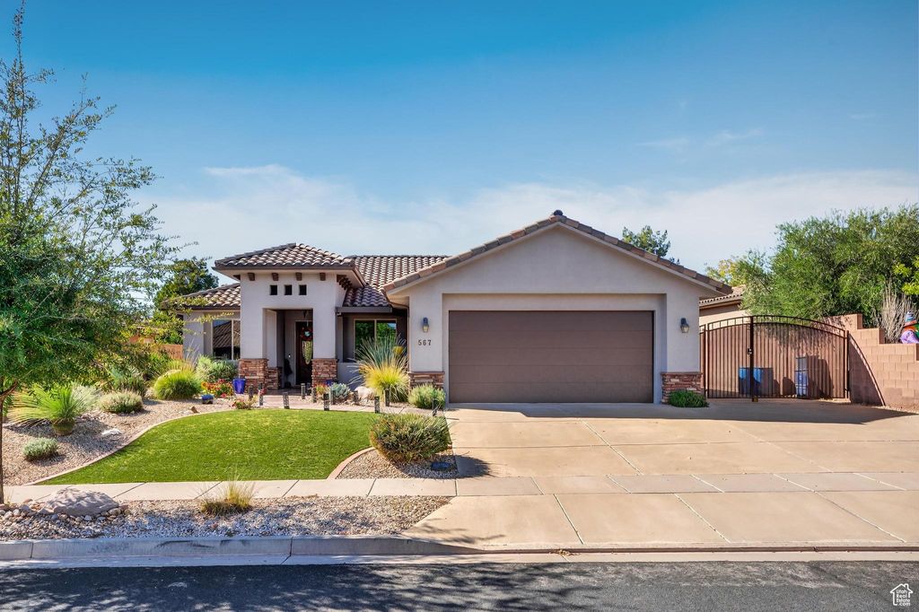 Photo of 567 N LA RUTA DR, Washington, UT 84780 (MLS # 2118908)