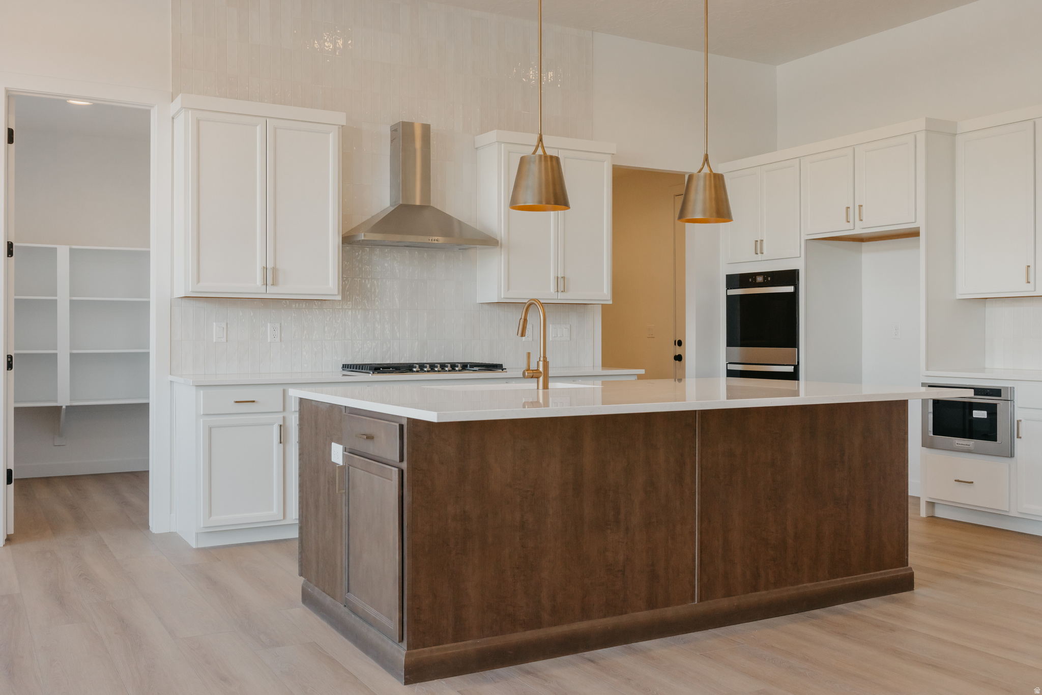 WILLOW ESTATES - Residential