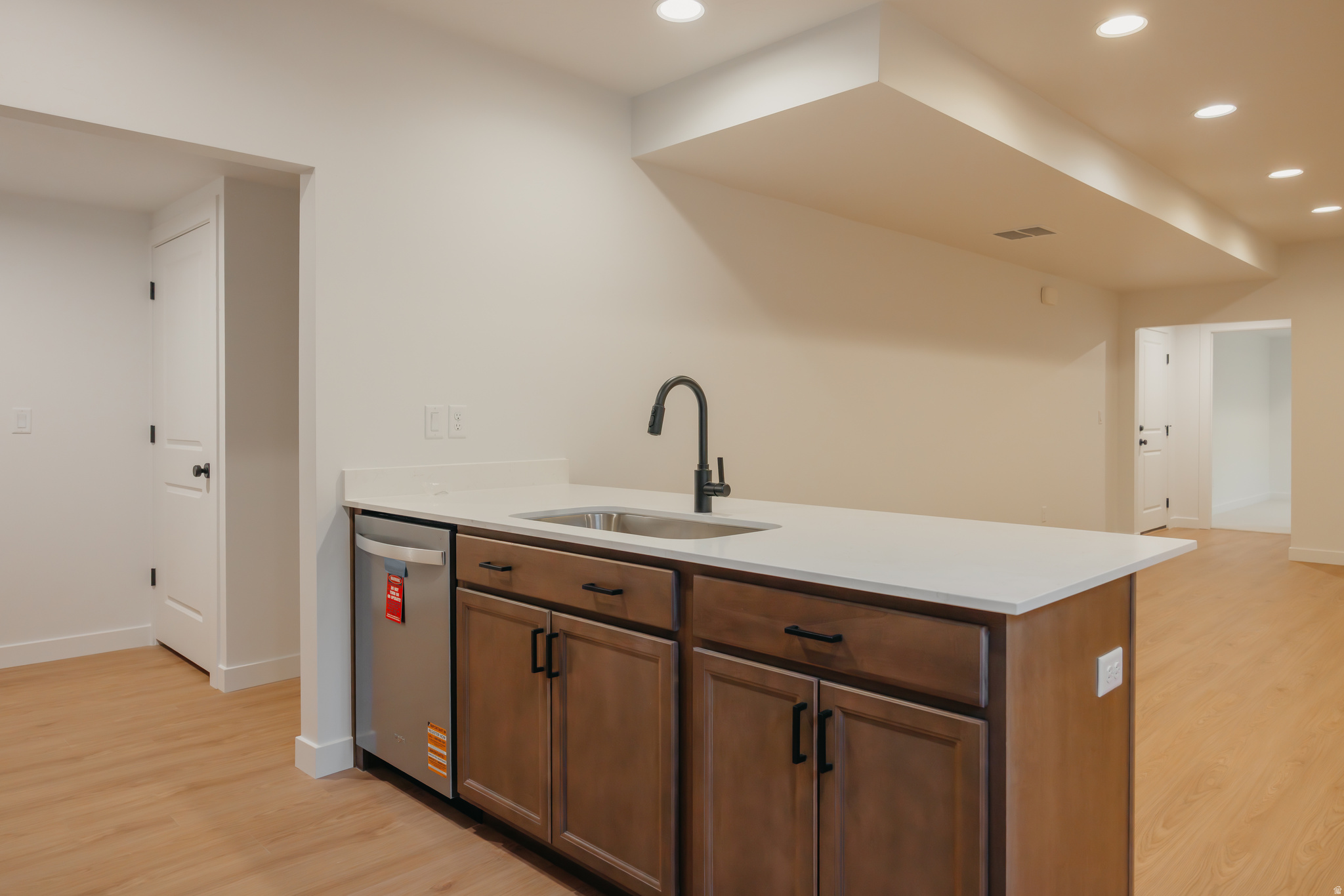 WILLOW ESTATES - Residential