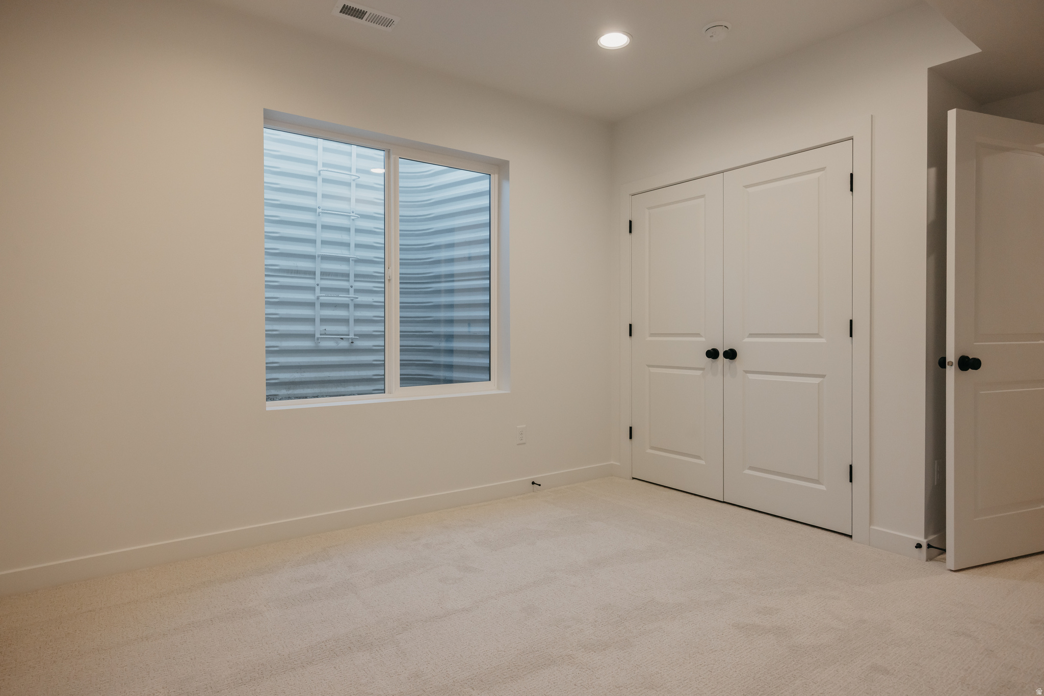 WILLOW ESTATES - Residential