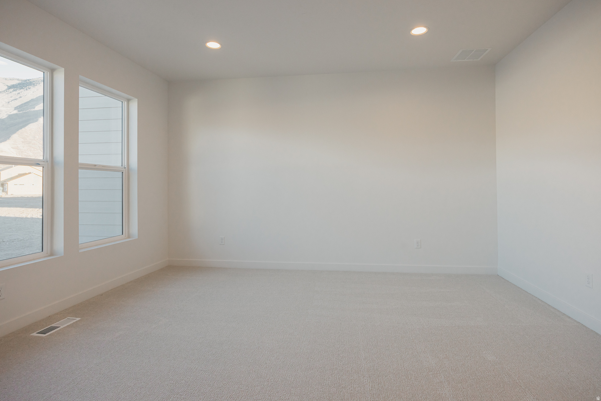 WILLOW ESTATES - Residential