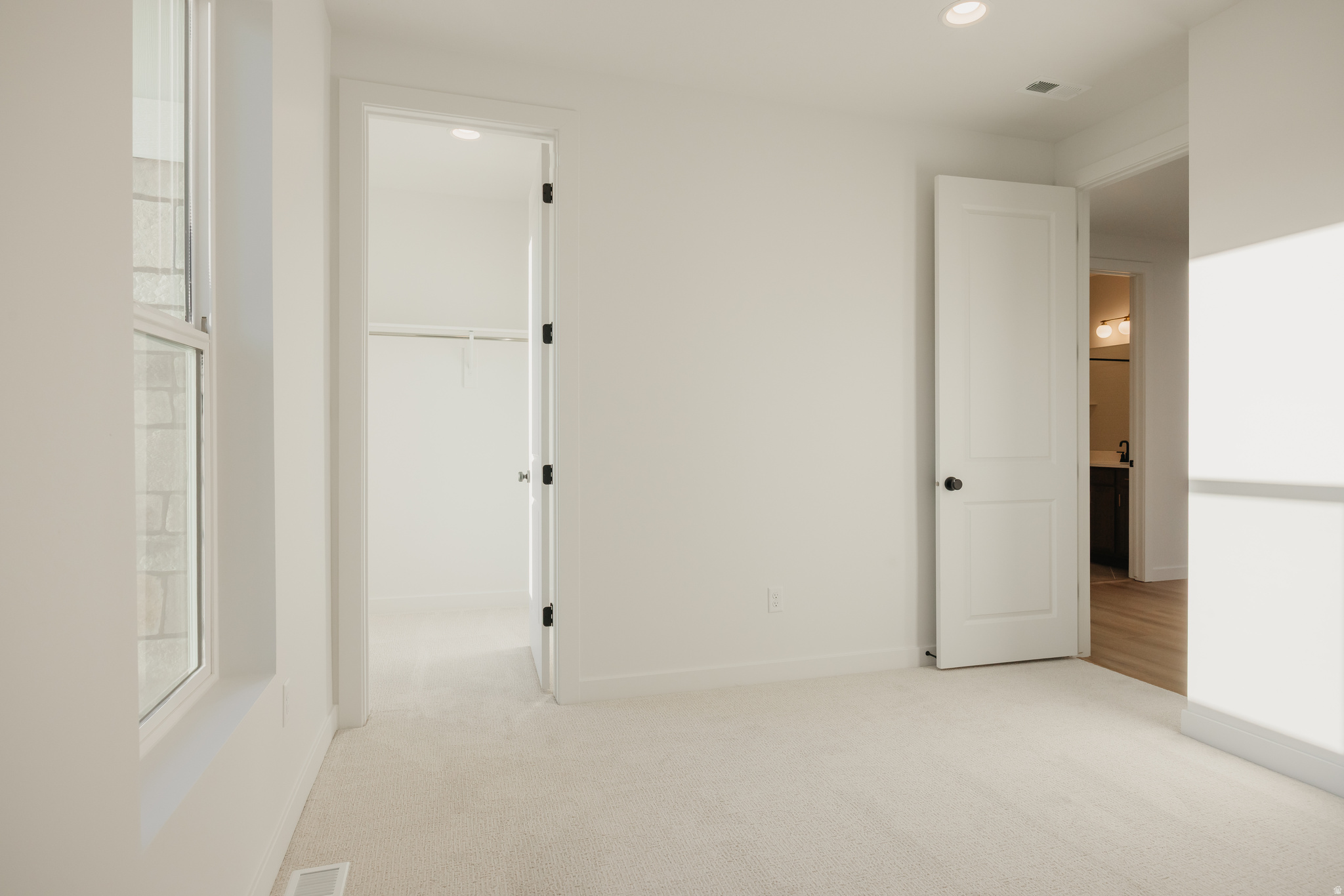 WILLOW ESTATES - Residential