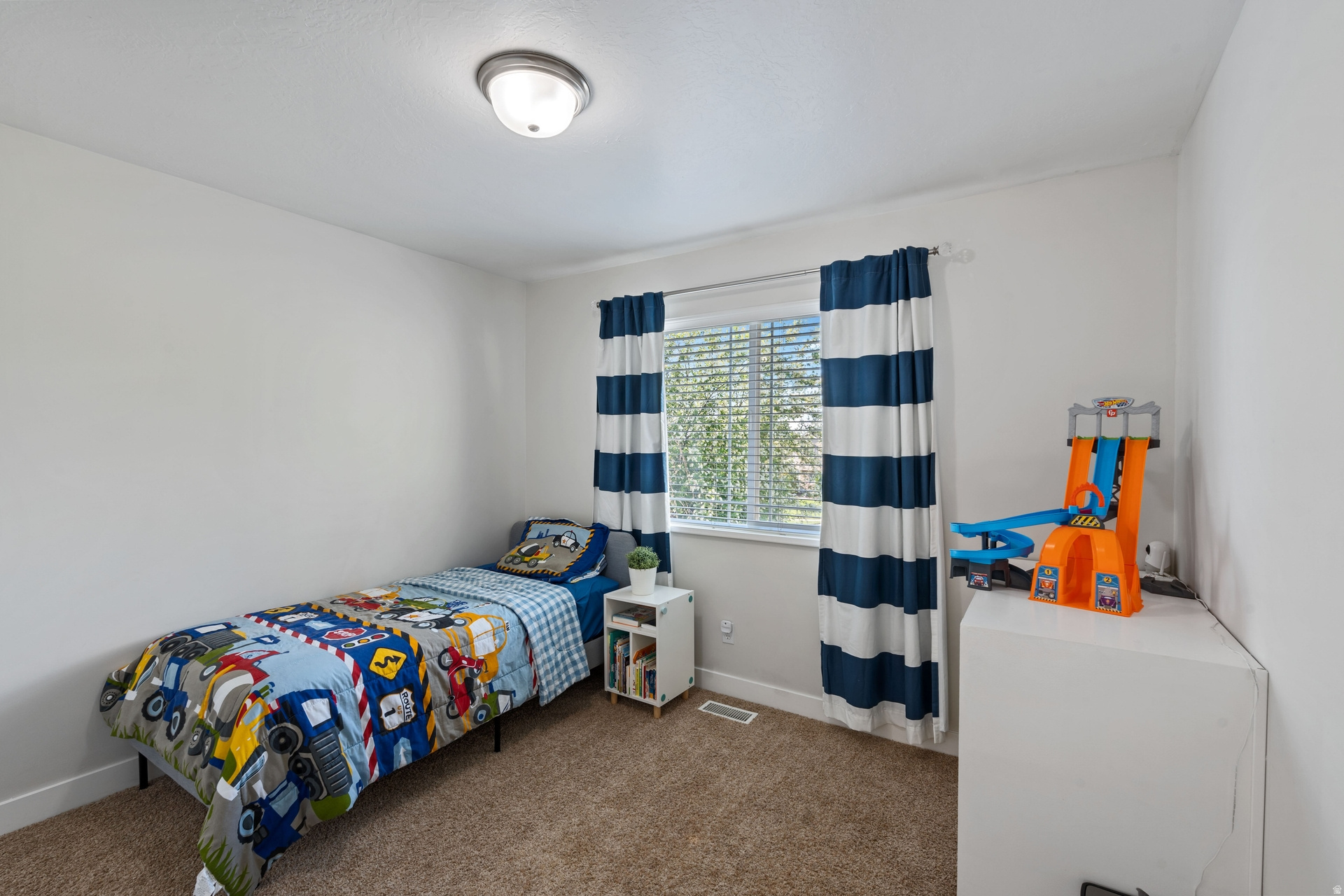 FARMINGTON RANCHES - Residential