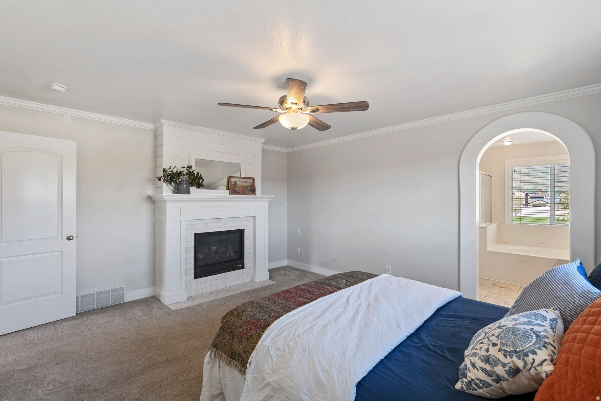 FARMINGTON RANCHES - Residential